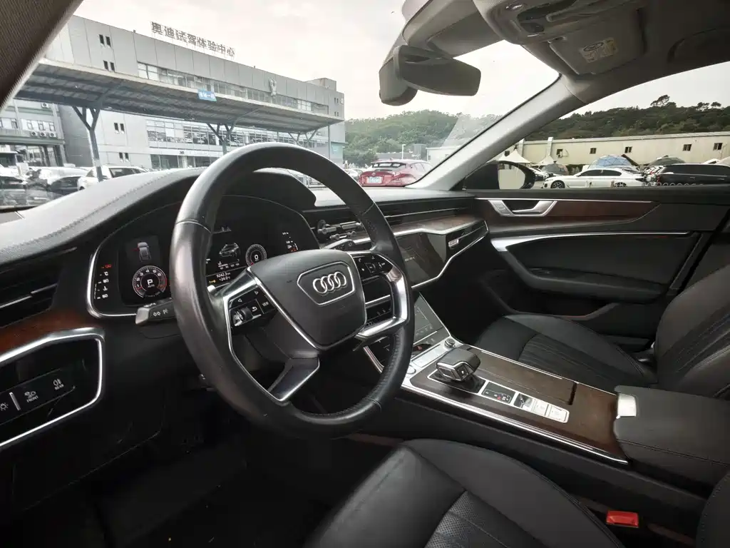 Audi A6 2020 — фото 12