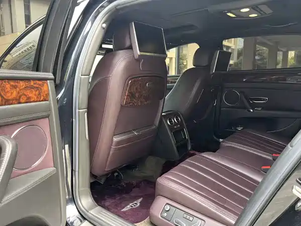 Bentley Flying Spur 2015