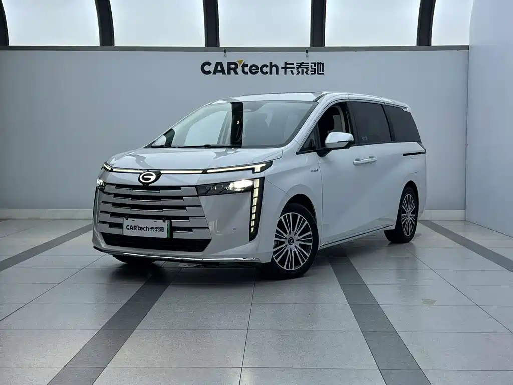 GAC Trumpchi E8 PHEV 2024 — фото 1