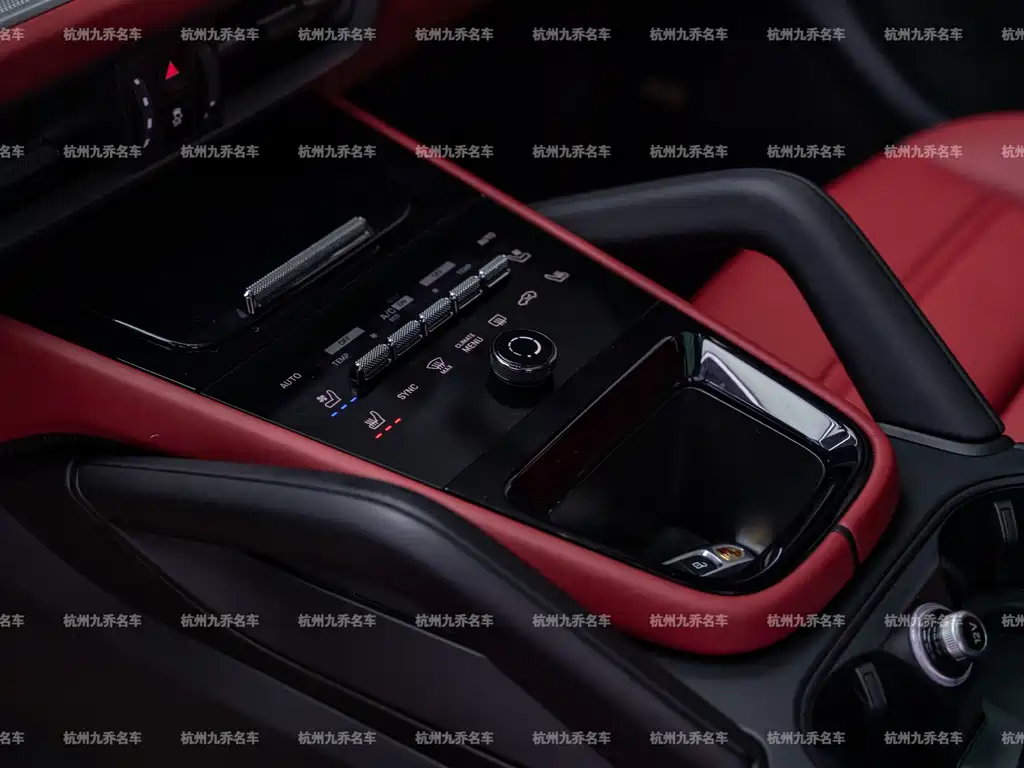 Porsche Cayenne 2025 — фото 19