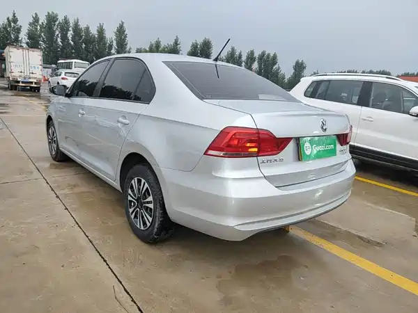 Volkswagen Santana 2016