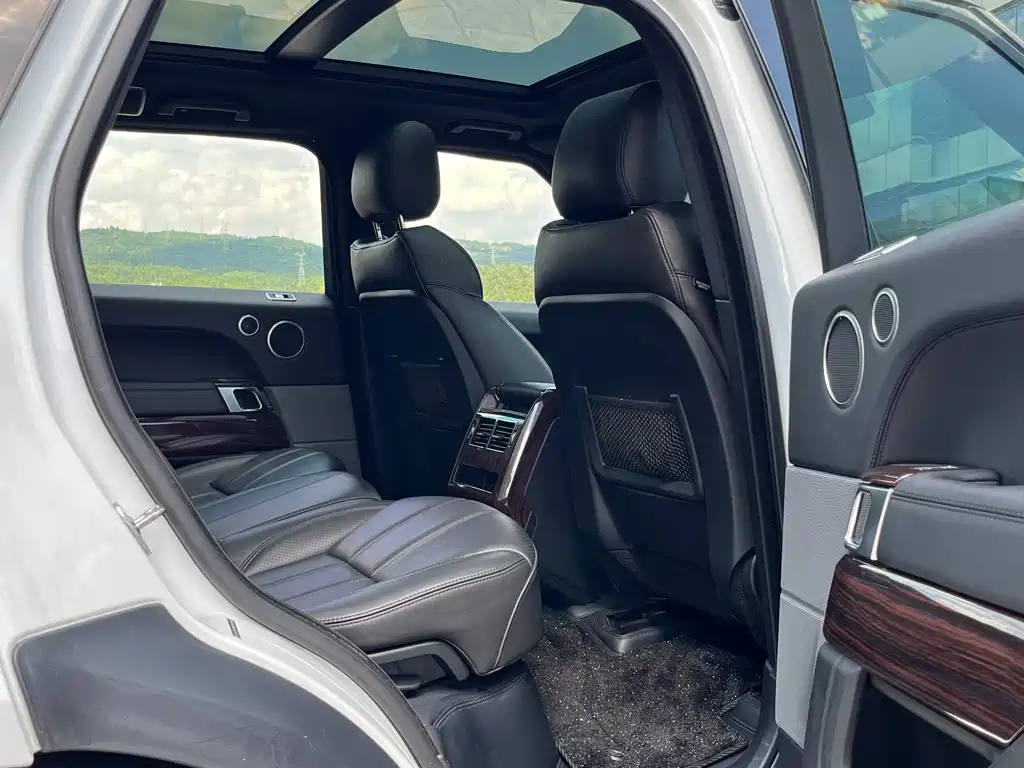 Land Rover Range Rover Sport 2018 — фото 23