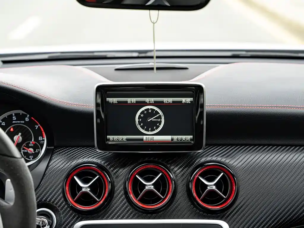 Mercedes-Benz A-Class AMG 2015 — фото 6
