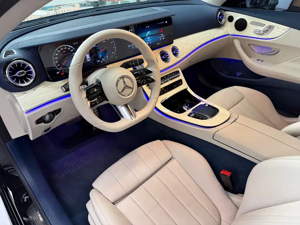 Mercedes-Benz E-Class 2021