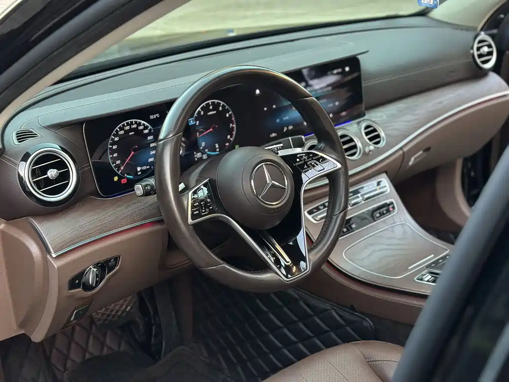 Mercedes-Benz E-Class 2020 — фото 7