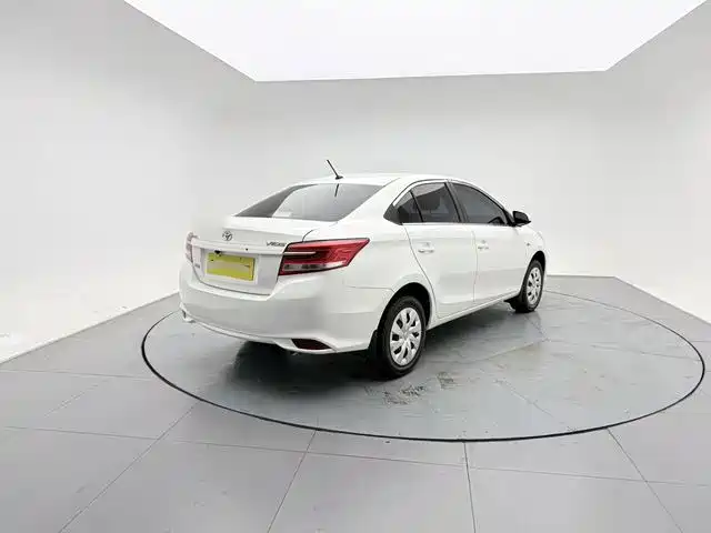 Toyota Vios 2020 — фото 4