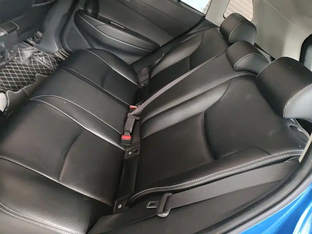 Toyota Corolla Cross 2022 — фото 17