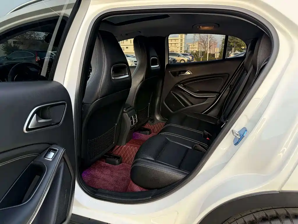Mercedes-Benz GLA 2017 — фото 10