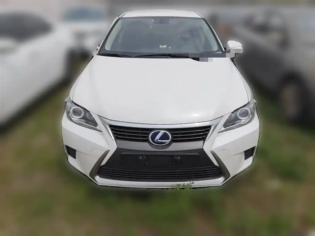 Lexus CT 2015 — фото 24