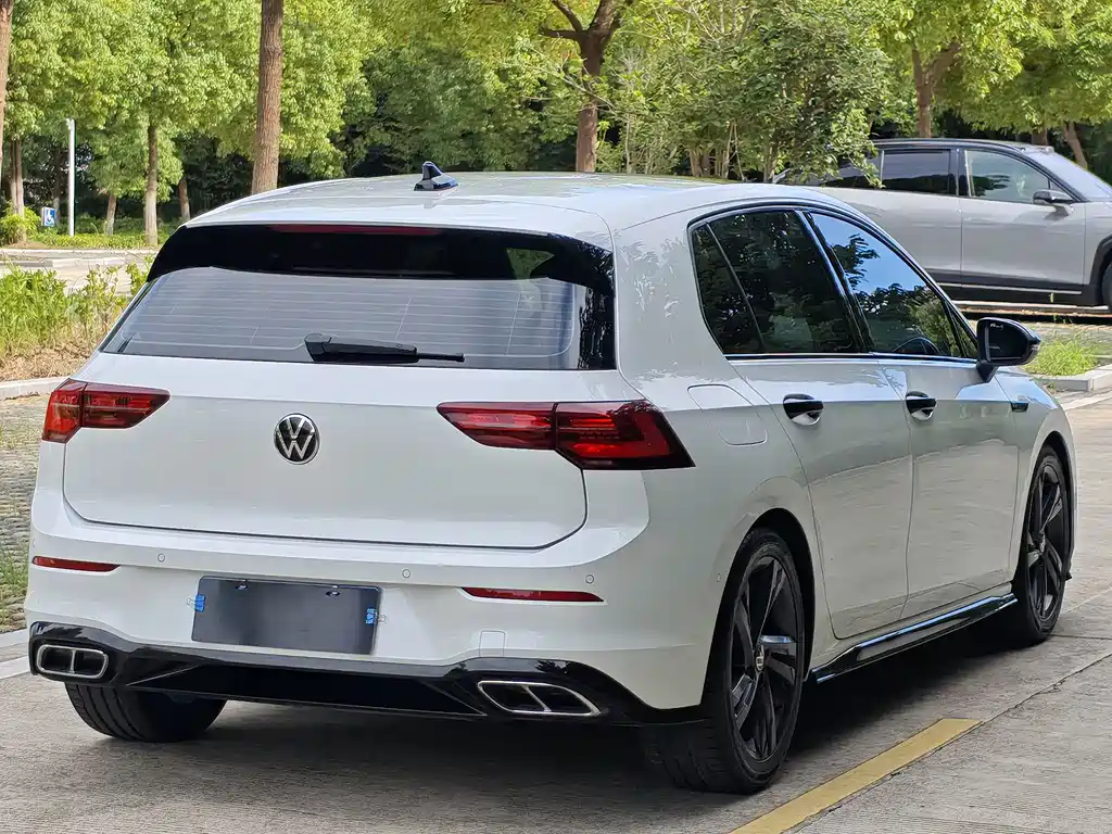 Volkswagen Golf 2023