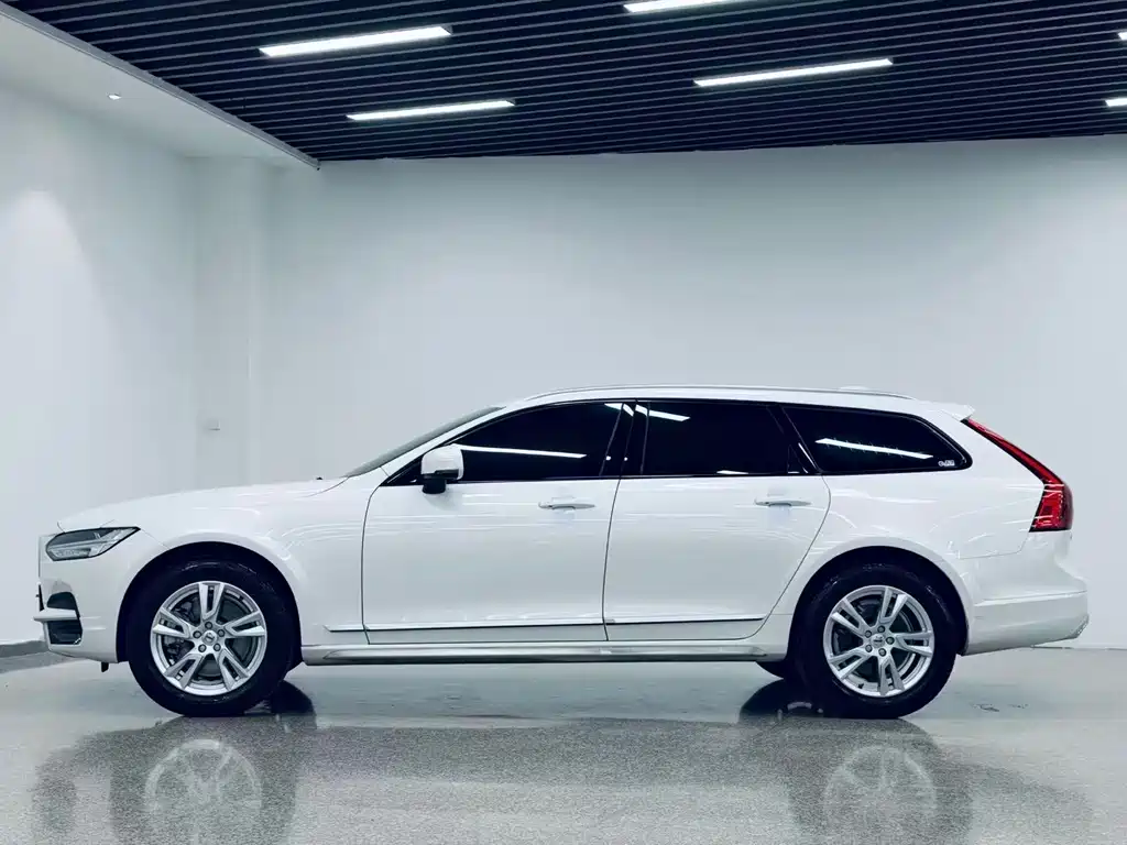 Volvo V90 2018 — фото 2