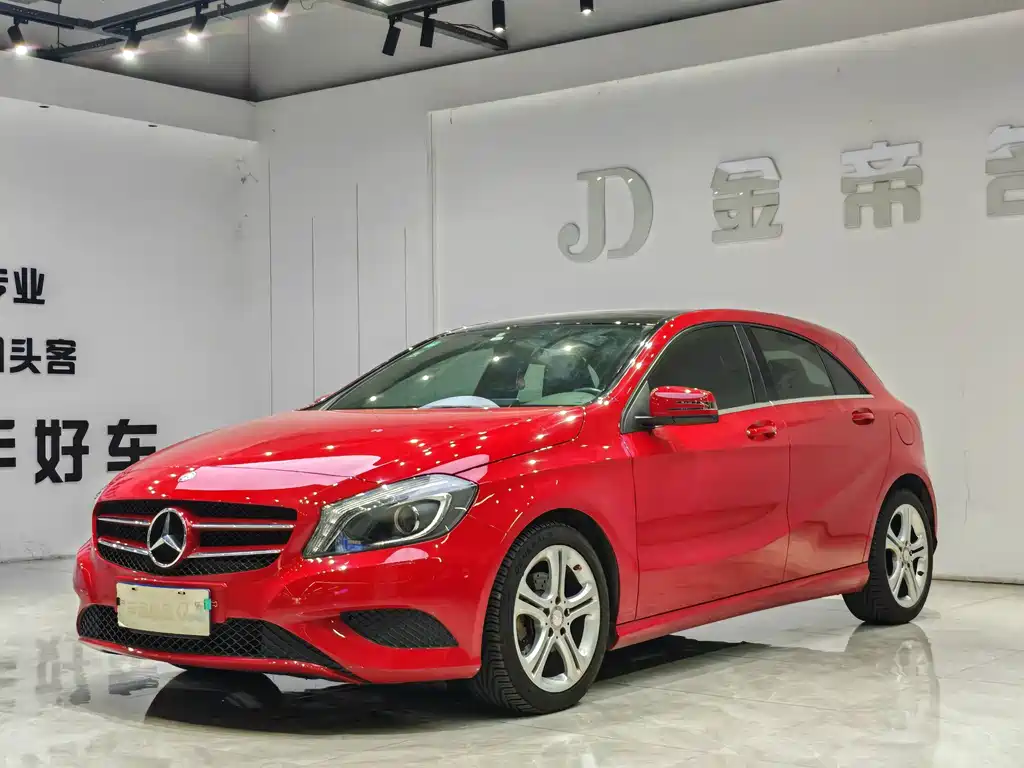 Mercedes-Benz A-Class 2015