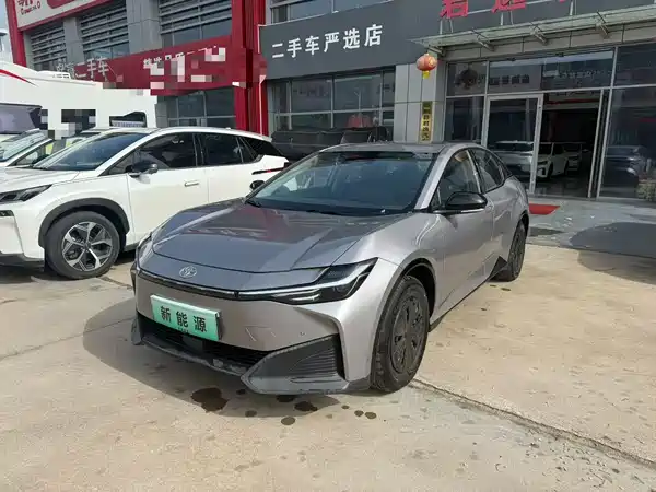 Toyota bZ3 2023