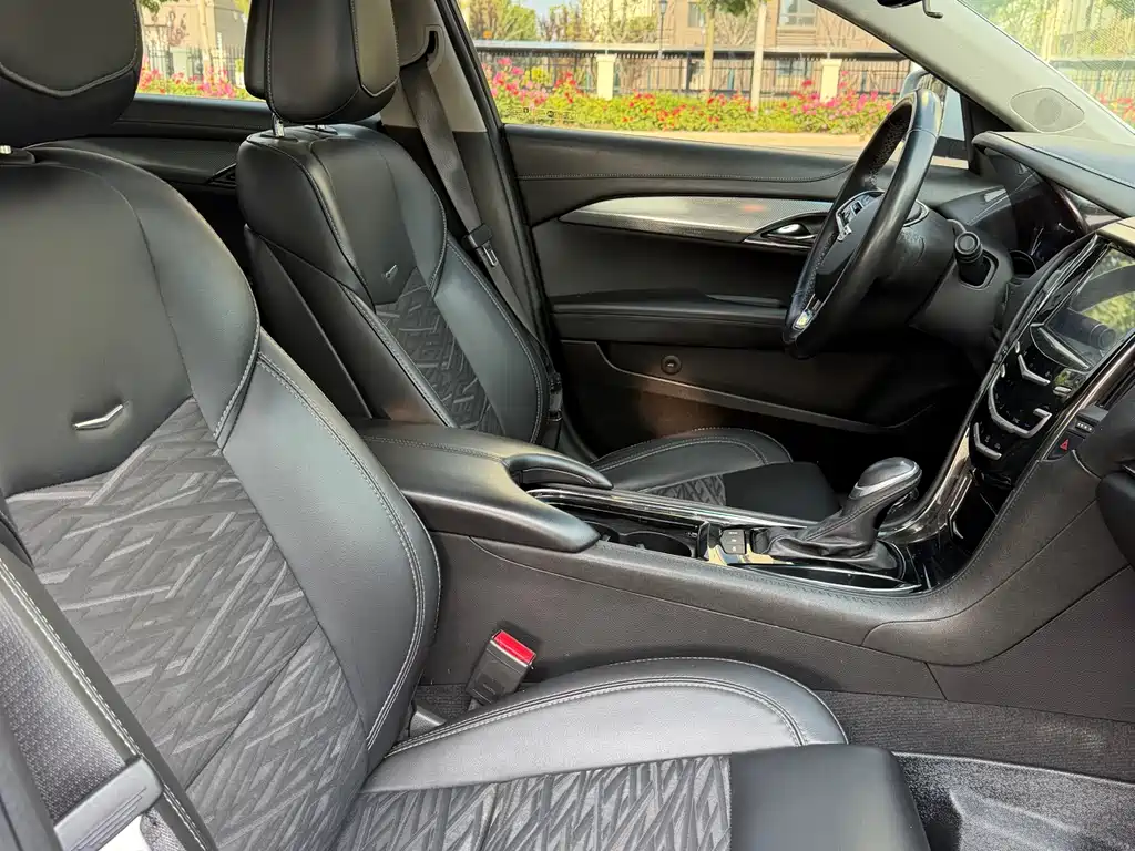 Cadillac ATS-L 2017 — фото 10