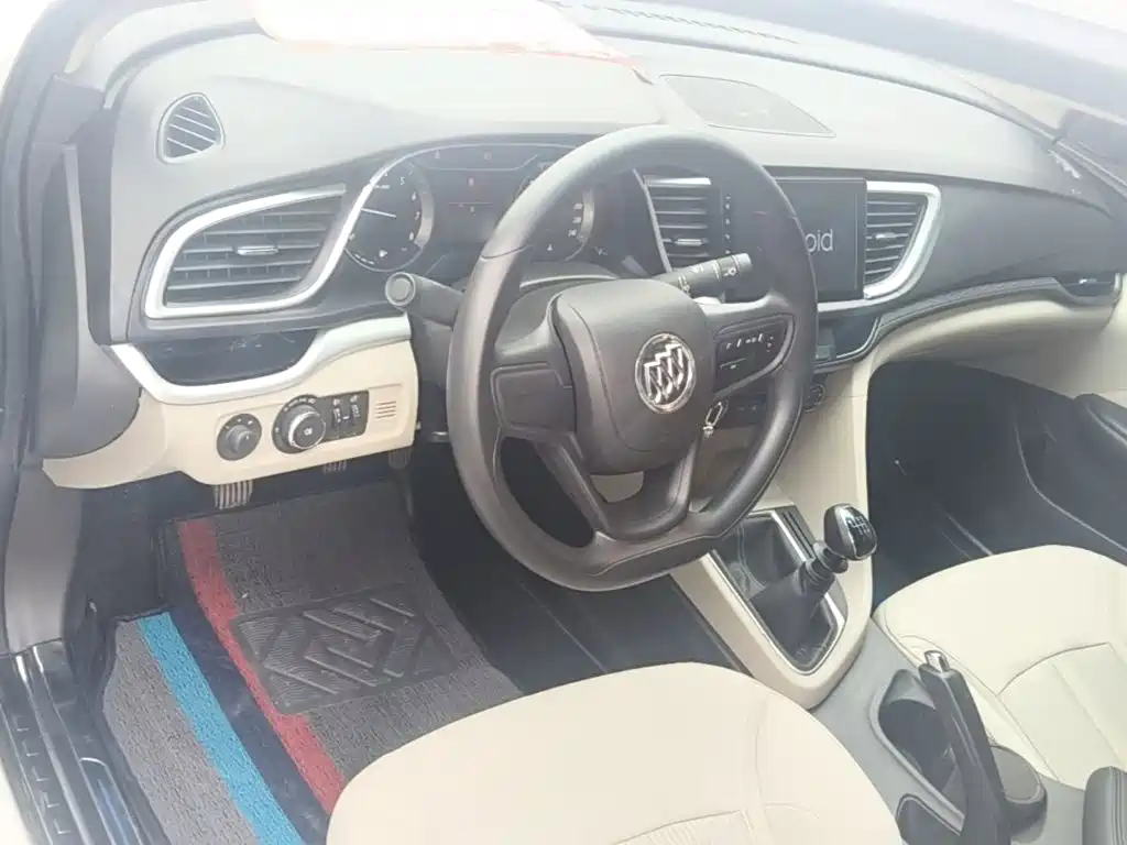 Buick Excelle 2018 — фото 10