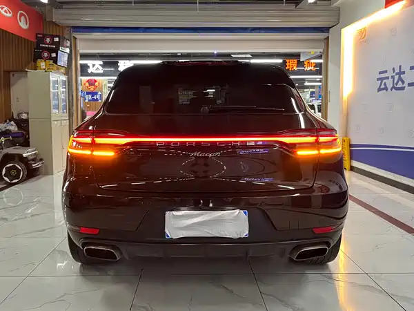Porsche Macan 2018