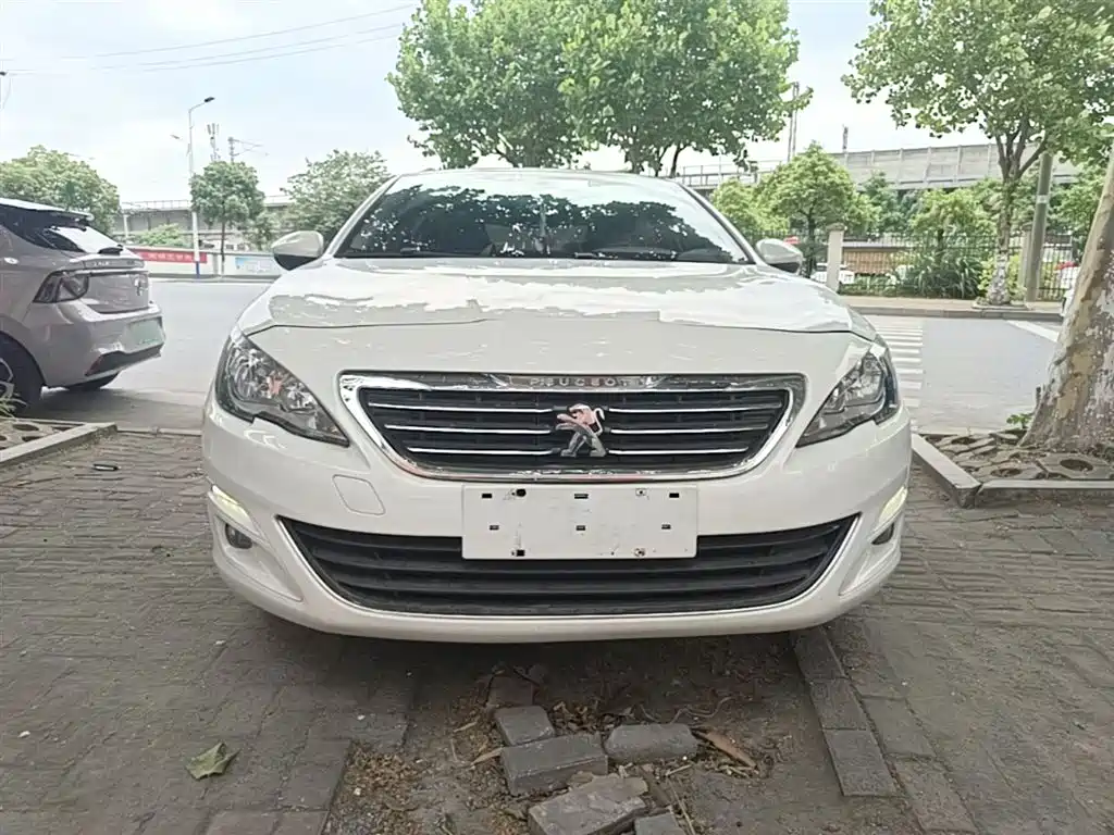 Peugeot 408 2015 — фото 3