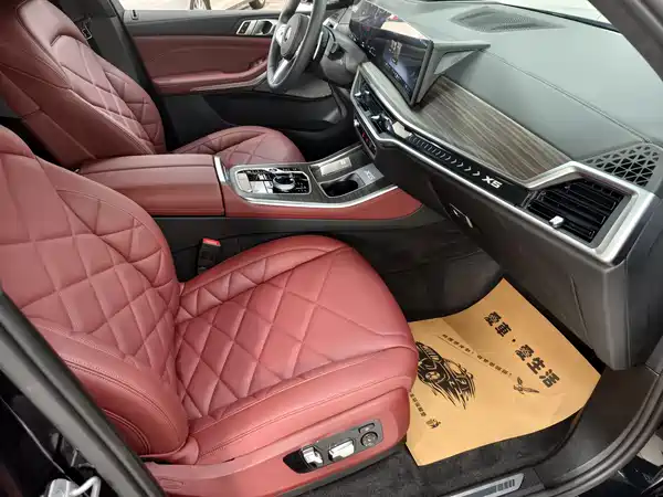 BMW X5 2025