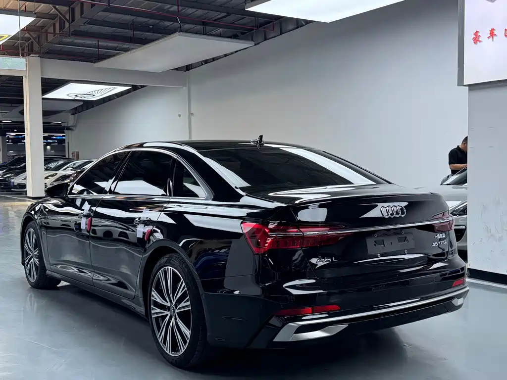 Audi A6L 2023 — фото 21