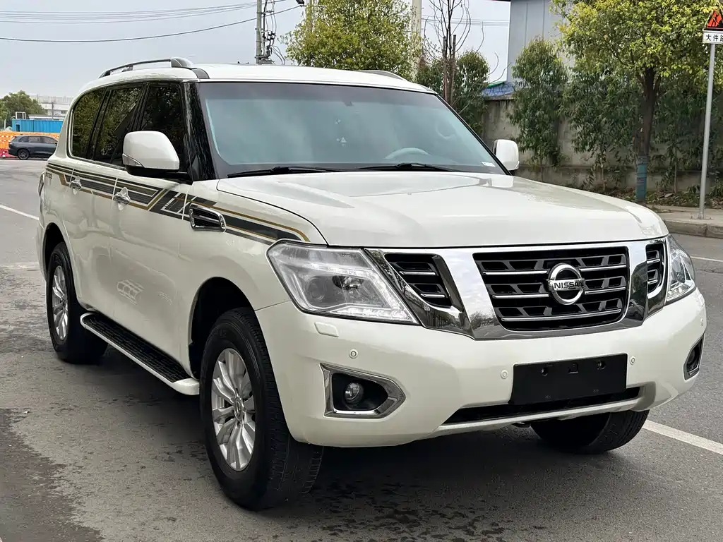 Nissan Patrol 2017 — фото 3