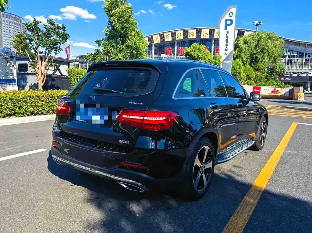 Mercedes-Benz GLC 2017 — фото 9