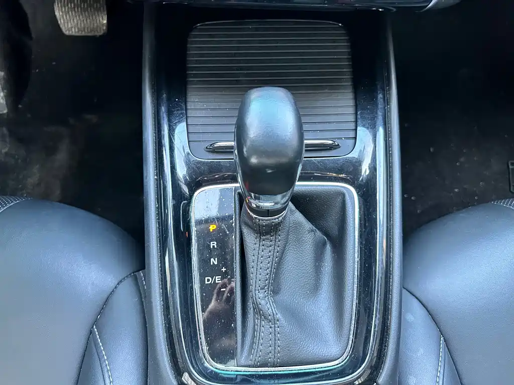 Roewe i5 2020
