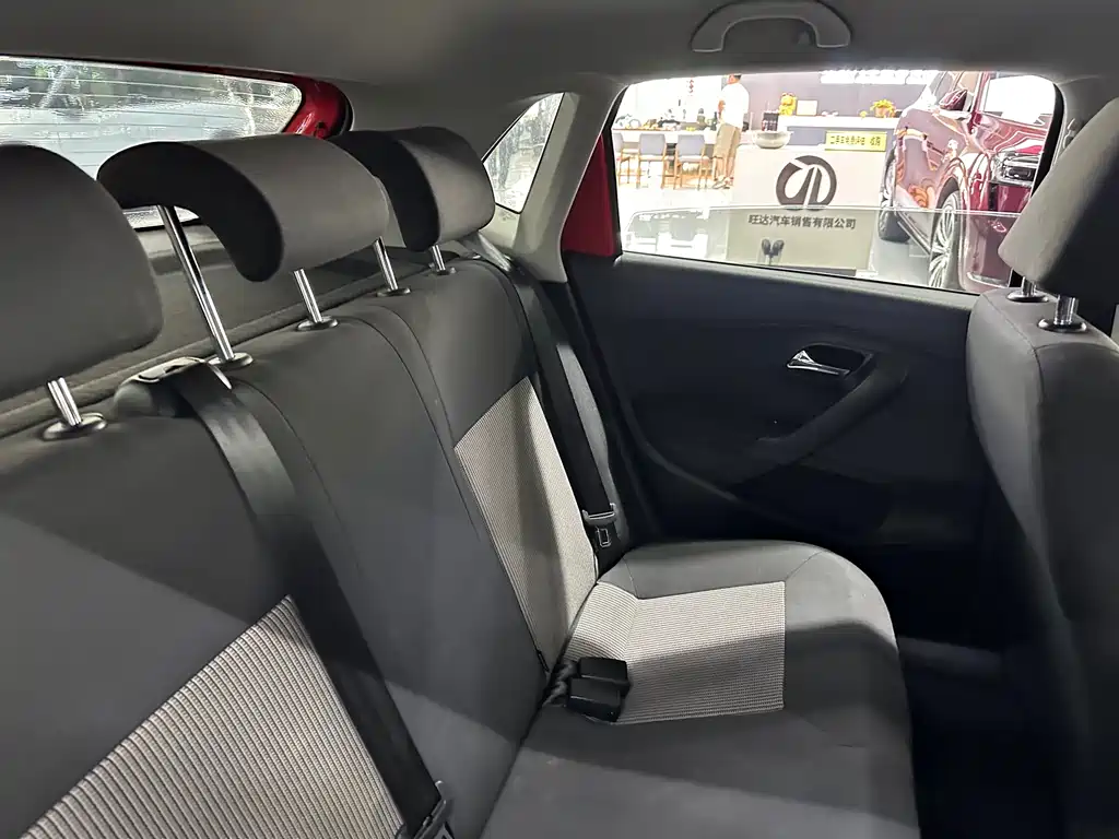 Volkswagen Polo 2016