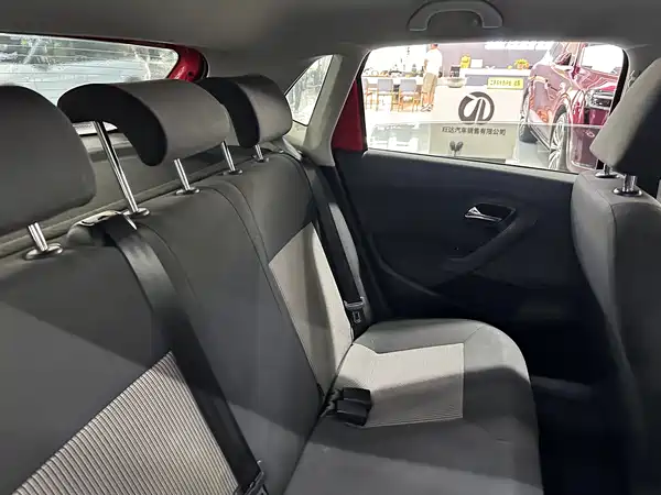 Volkswagen Polo 2016