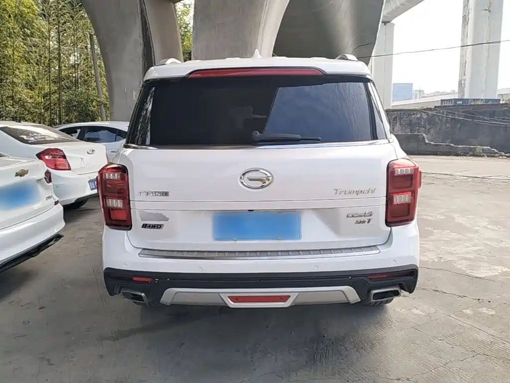 GAC Motor Trumpchi GS8 2018 — фото 6