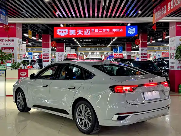 Ford Mondeo 2023