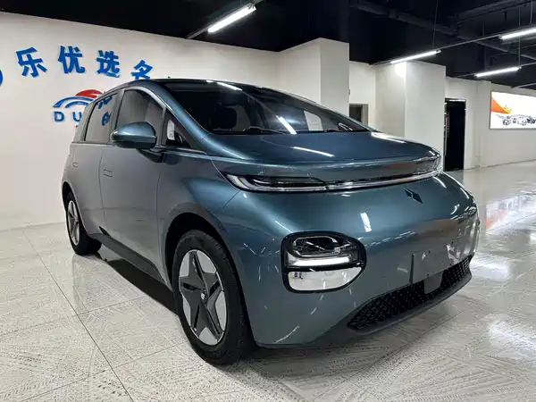 Baojun Yunduo 2024