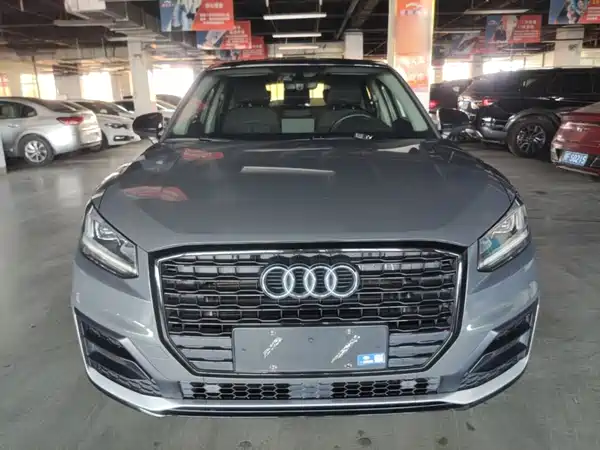 Audi Q2L 2021