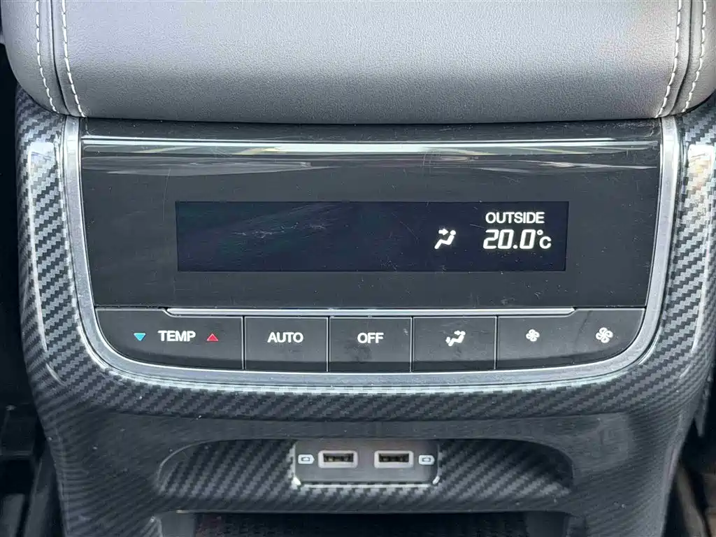 GAC Motor Trumpchi GS8 2023 — фото 25