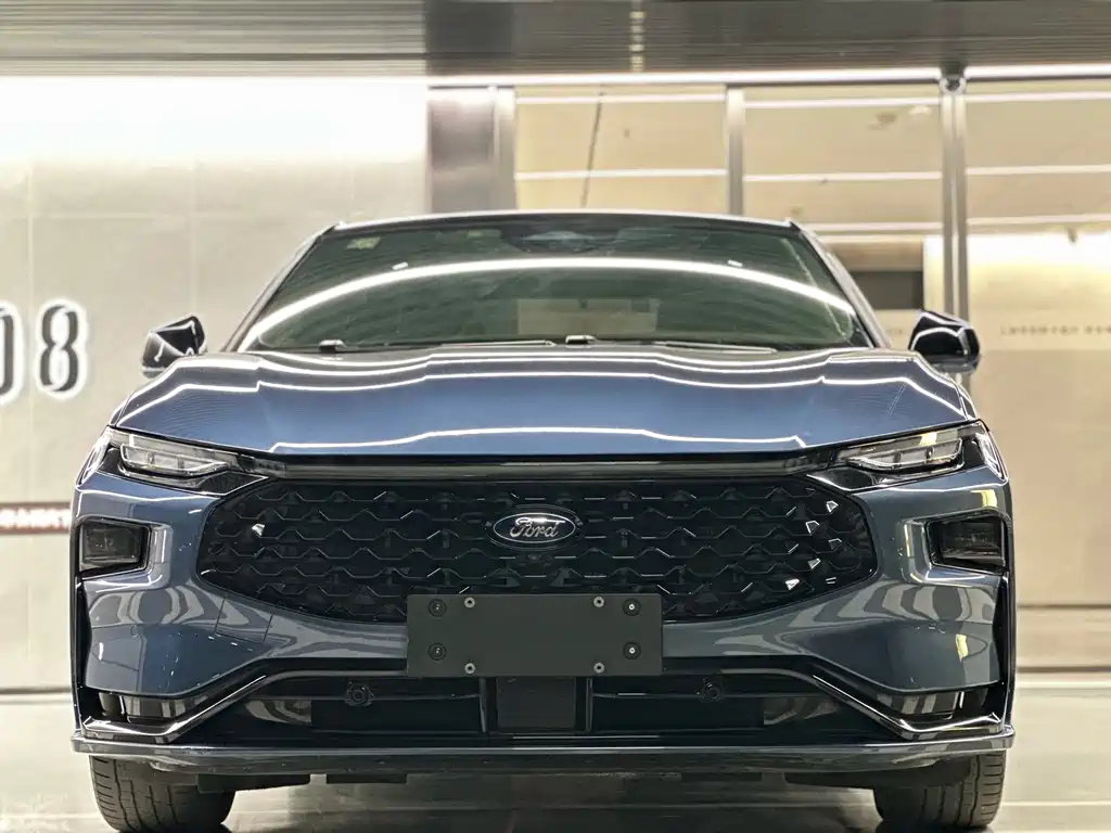 Ford Mondeo 2023 — фото 2