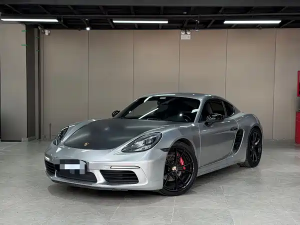 Porsche 718 2016