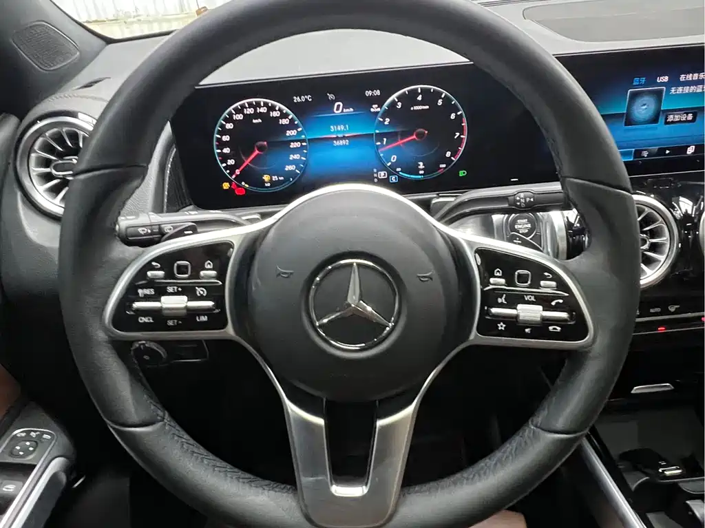 Mercedes-Benz GLB 2023 — фото 13