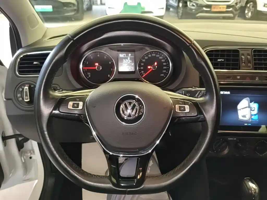Volkswagen Polo 2019 — фото 11