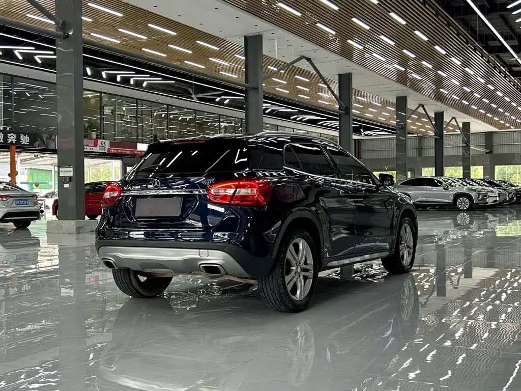 Mercedes-Benz GLA 2016 — фото 6