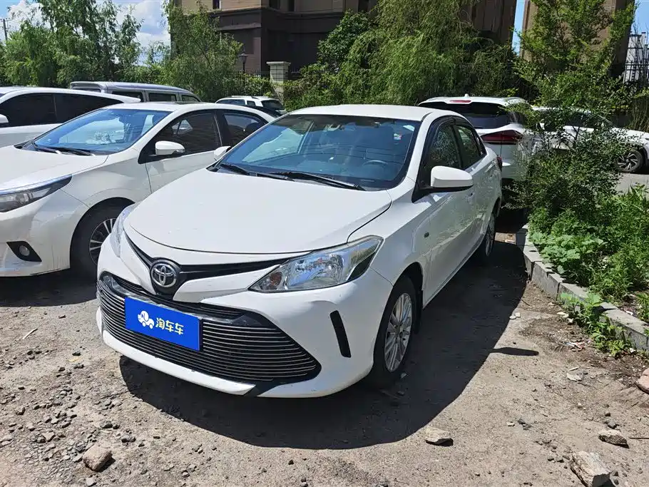Toyota Vios 2017 — фото 1