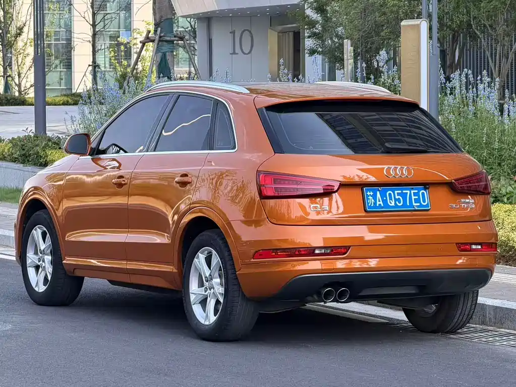 Audi Q3 2017 — фото 12