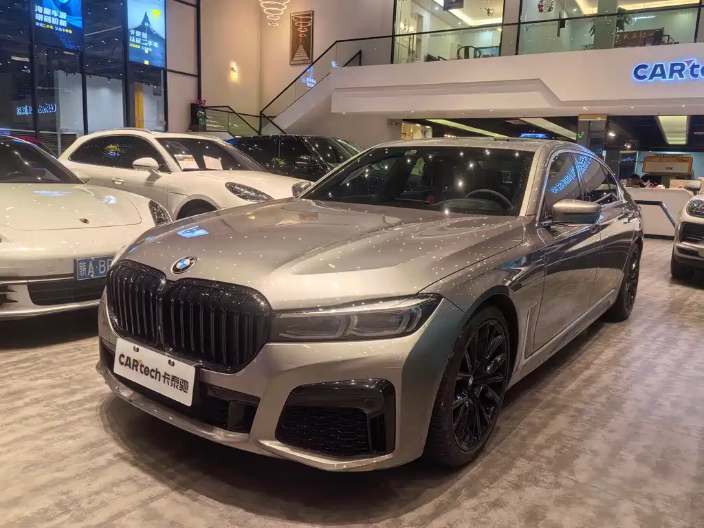 BMW 7 Series 2019 — фото 1
