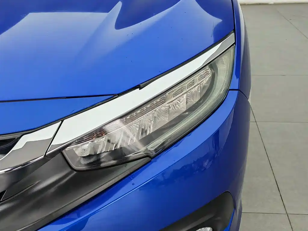 Honda Civic 2016 — фото 7