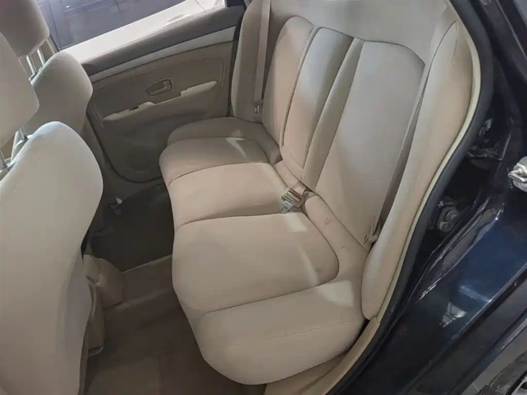 Nissan Sylphy 2015 — фото 17