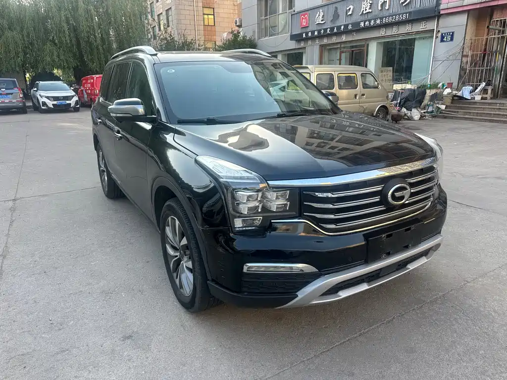 GAC Motor Trumpchi GS8 2017 — фото 3