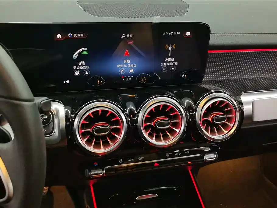 Mercedes-Benz GLB 2023 — фото 12