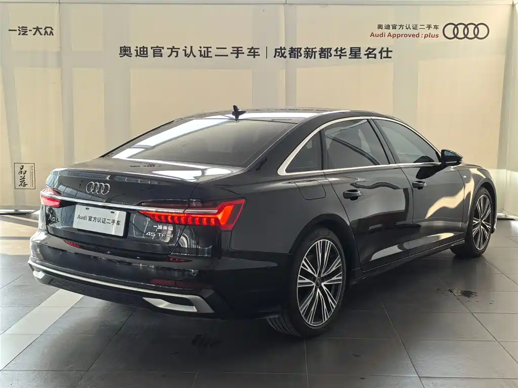 Audi A6L 2023 — фото 4