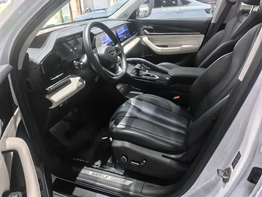 Geely Xingyue L 2023