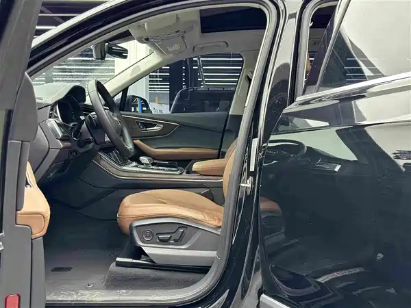 Audi Q7 2023