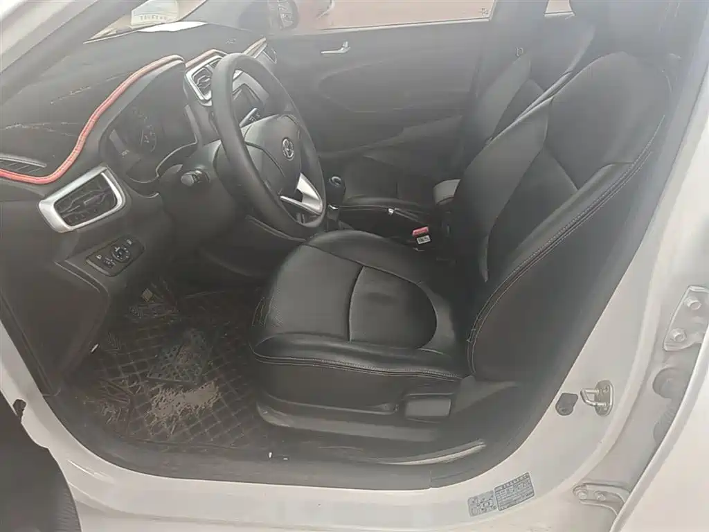 Hyundai Accent 2020 — фото 11