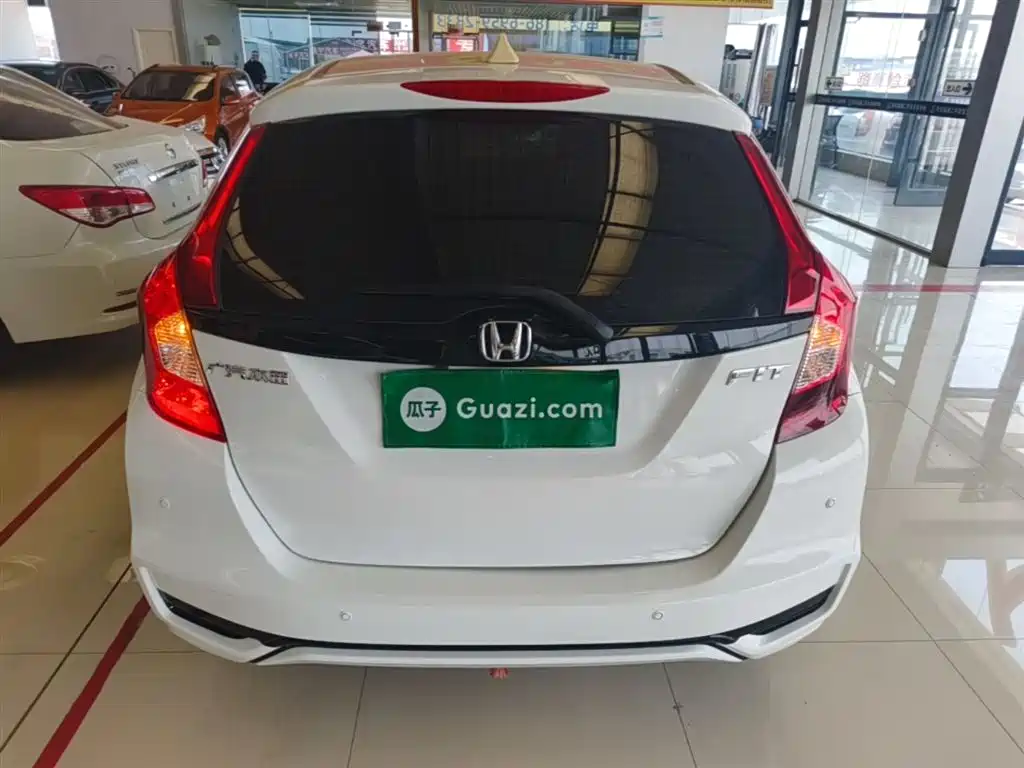 Honda Fit 2019 — фото 6